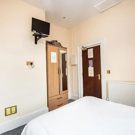 Hotell Oyo The White Hart 3*